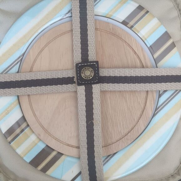 Picnic at Ascot Picnic Cooler w/ Glasses Plates Napkins Cutting Board - Picture 4 of 9